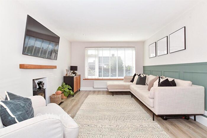 3 Bedroom Detached House For Sale In The Almonds, Bearsted, Maidstone, Kent, ME14