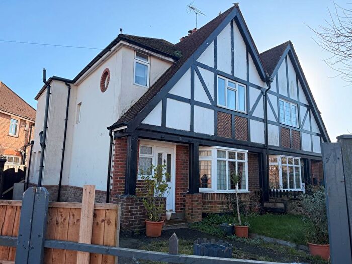 3 Bedroom Semi Detached House For Sale In South Way, Bognor Regis, West Sussex, PO21