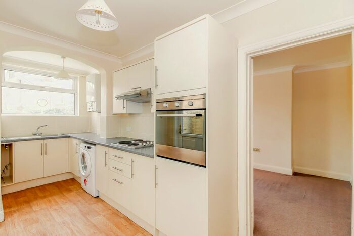 3 Bedroom Semi-Detached House To Rent In Harley Road, Oxford, OX2