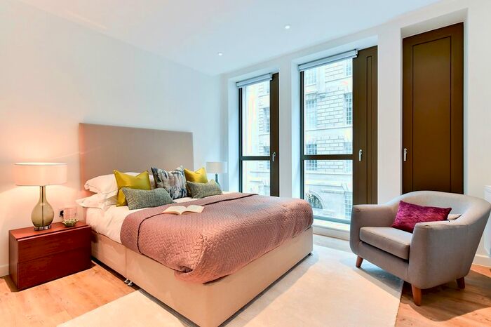 3 Bedroom Flat To Rent In Page Street, Westminister, SW1P