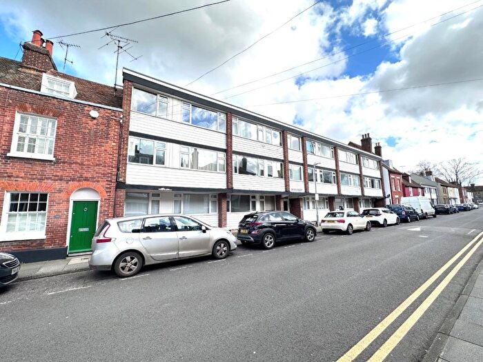 1 Bedroom Flat For Sale In Dean Court, Broad Street, Canterbury, CT1