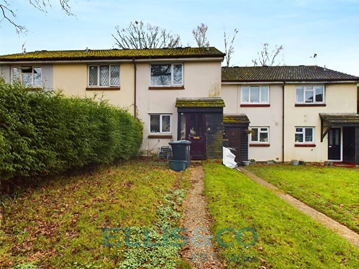 2 Bedroom Terraced House For Sale In College Avenue, Tonbridge, Kent, TN9