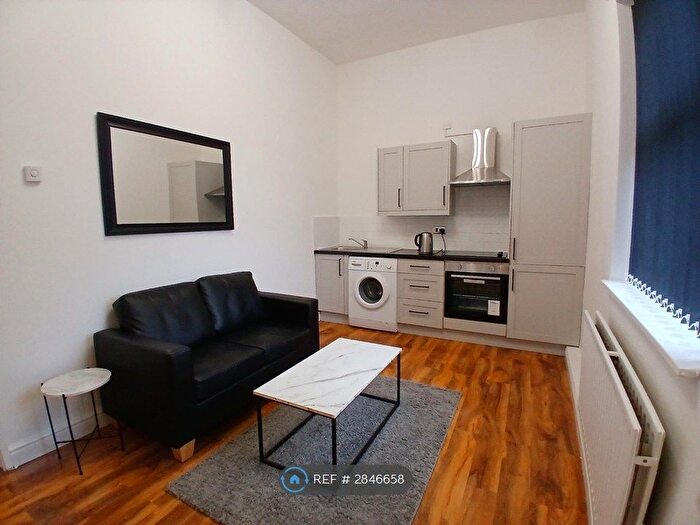 2 Bedroom Flat To Rent In Seymour Road, Manchester, M8