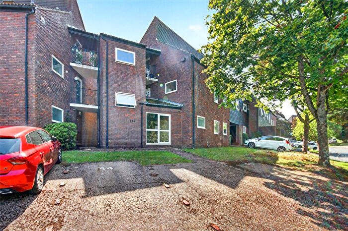 1 Bedroom Apartment For Sale In Northcott, Bracknell, Bracknell Forest, RG12