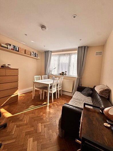 2 Bedroom Flat To Rent In Athena Court, Granville Road, NW2