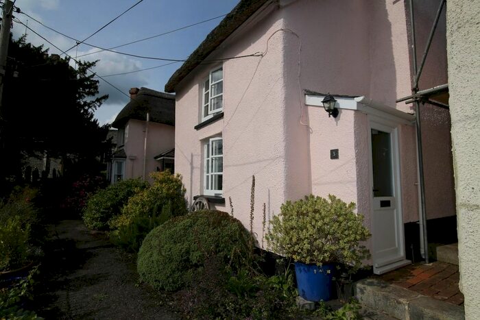 2 Bedroom Property To Rent In Washfield, Tiverton, EX16