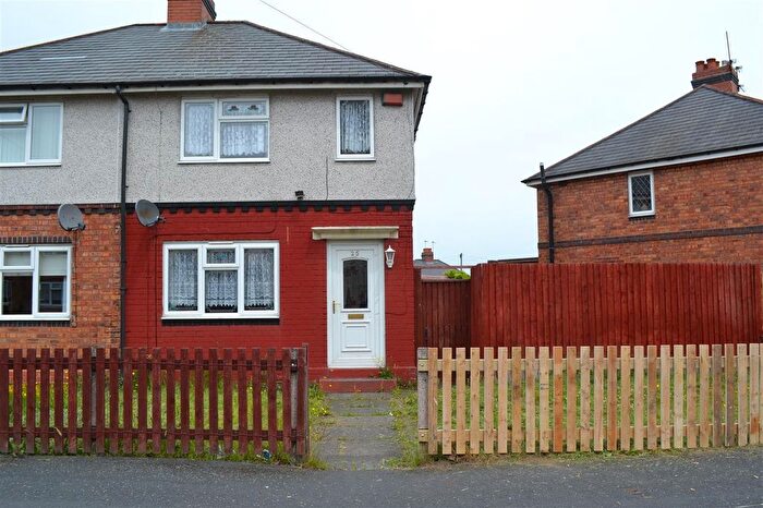 3 Bedroom Semi-Detached House To Rent In Richard Williams Road, Wednesbury, WS10