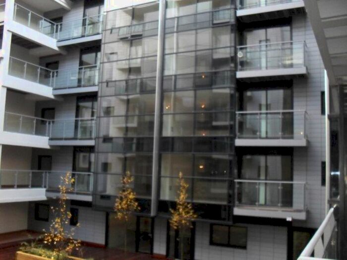 2 Bedroom Flat To Rent In Pall Mall, Liverpool, L3