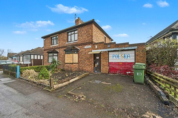 3 Bedroom Semi Detached House For Sale In , Stowheath Lane, Wolverhampton, WV1