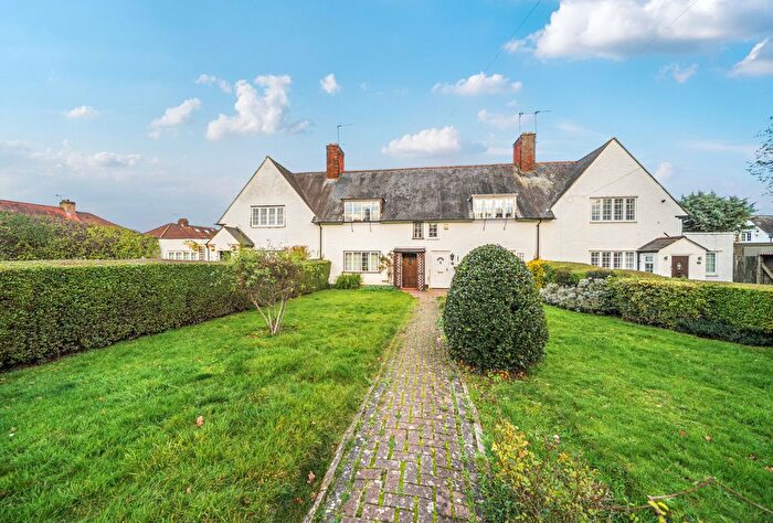 2 Bedroom Terraced House For Sale In Scudamore Lane, London, NW9