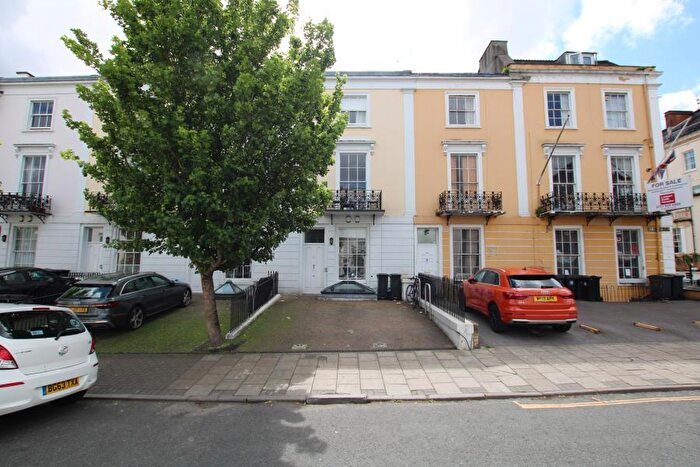 2 Bedroom Maisonette To Rent In St. Pauls Road - Clifton, BS8