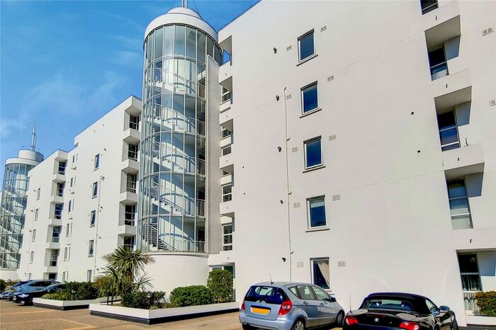 2 Bedroom Flat To Rent In Barrier Point Road, London, E16