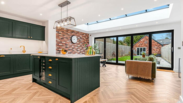 4 Bedroom Detached House For Sale In Birchy Leasowes Lane, Shirley, Solihull, B90