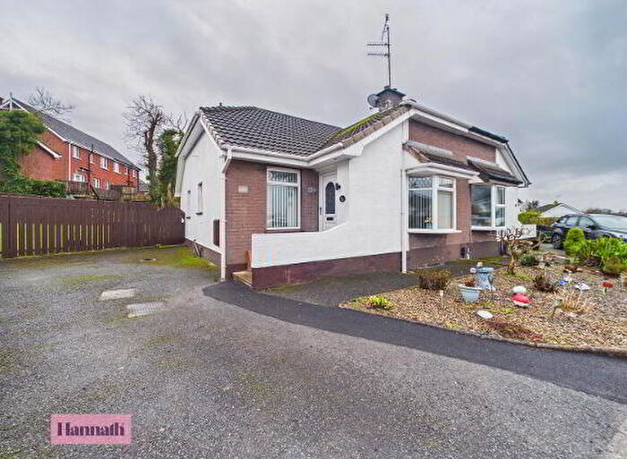3 Bedroom Semi-detached Bungalows For Sale In Kernan Avenue, Craigavon, BT63