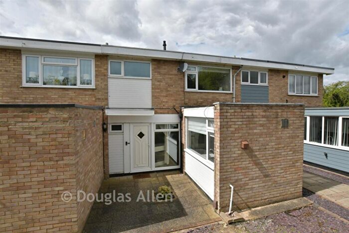 3 Bedroom Terraced House For Sale In Chaucer Walk, Wickford, Essex, SS12