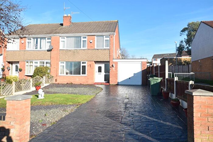 3 Bedroom Semi Detached House For Sale In Stretton Close, Prenton, CH43