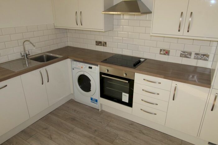 1 Bedroom Maisonette To Rent In St Peters Road, South Croydon, CR0