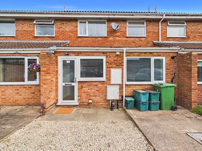 3 Bedroom Terraced House To Rent In Marsh Gardens, Cheltenham, GL51