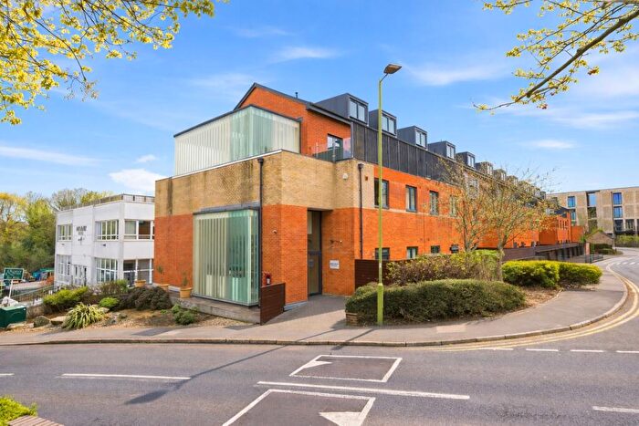 1 Bedroom Apartment For Sale In Camp Road, St. Albans, Hertfordshire, AL1