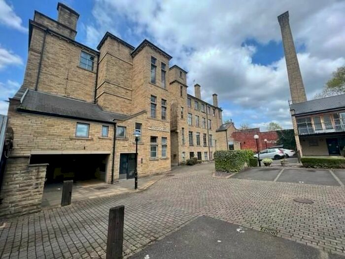 2 Bedroom Flat To Rent In Peckover Street, Bradford, BD1