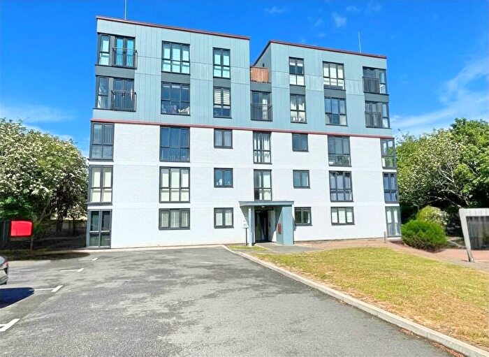 2 Bedroom Flat For Sale In Baronswood Way, Colchester, CO2