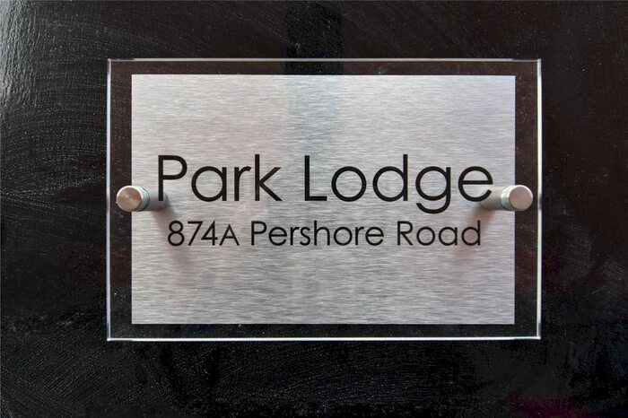 3 Bedroom Flat To Rent In Pershore Road, Selly Park, Birmingham, West Midlands B29