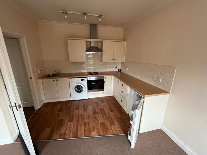 1 Bedroom Flat For Sale In Milliners Place, Matthew Street, Dunstable, LU6