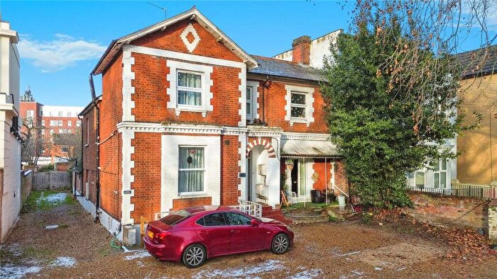 1 Bedroom Apartment For Sale In London Road, Reading, Berkshire, RG1