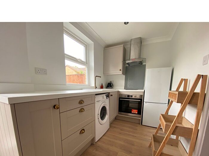 1 Bedroom Terraced House To Rent In Bassingburn Walk, Welwyn Garden City, AL7