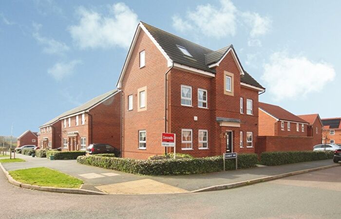 4 Bedroom Detached House For Sale In Clement Way, Warwick, CV34