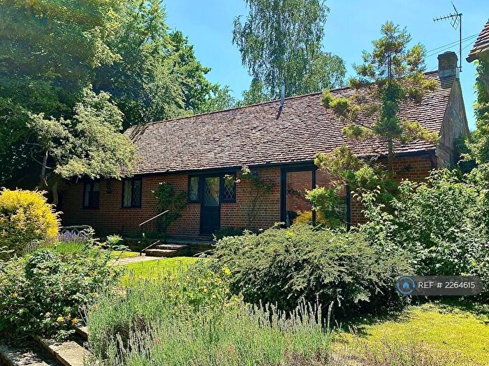 2 Bedroom Detached House To Rent In Cokes Farm Lane, Chalfont St. Giles, HP8