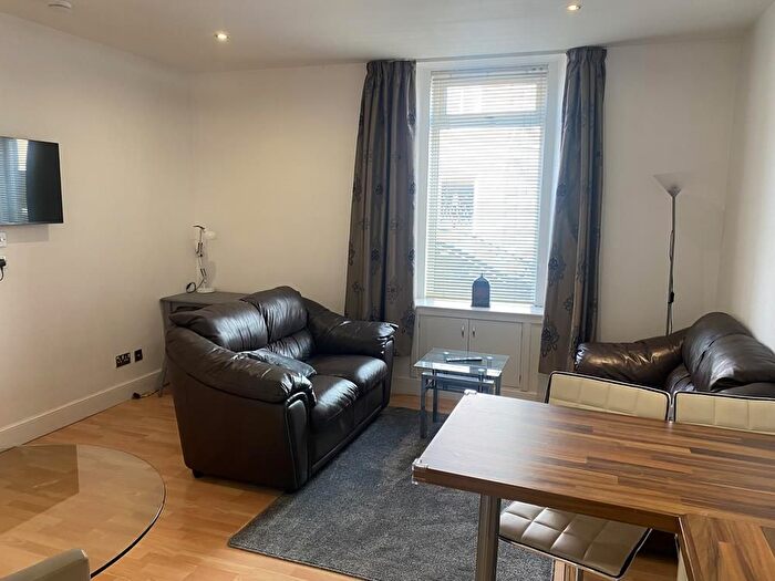 1 Bedroom Flat To Rent In Chapel Street, Aberdeen, AB10