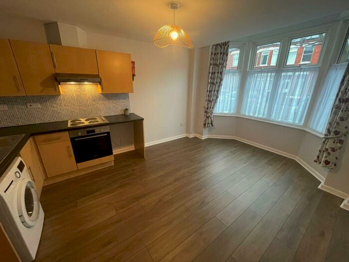 2 Bedroom Maisonette To Rent In Norfolk Road, Margate, CT9