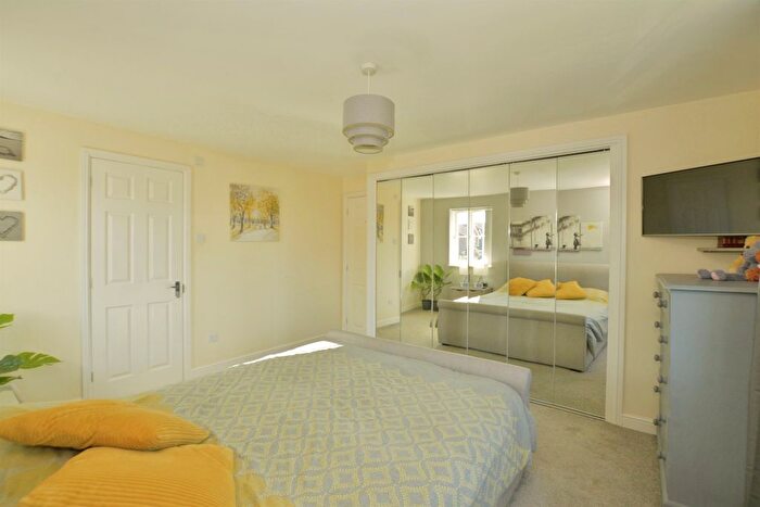 4 Bedroom Detached House For Sale In Bell Chapel Close, Kingsnorth, Ashford, TN23