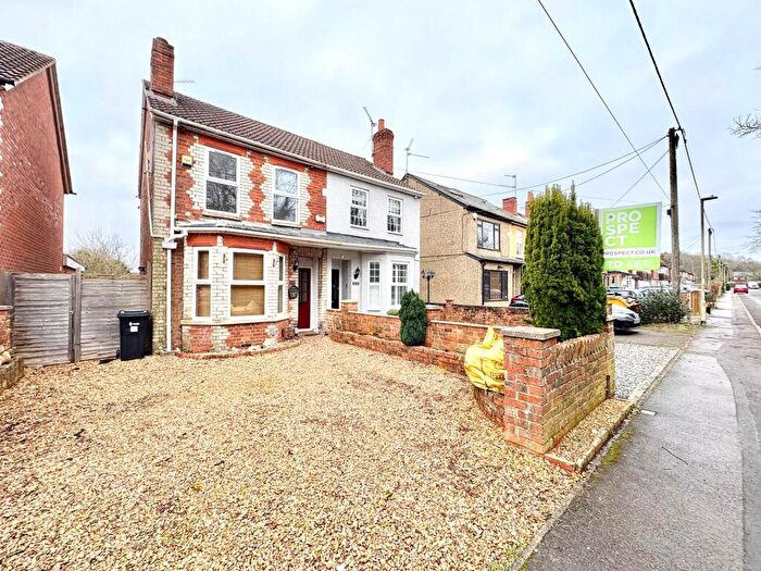 3 Bedroom Semi-Detached House To Rent In Old Whitley Wood Lane, Reading, Berkshire, RG2