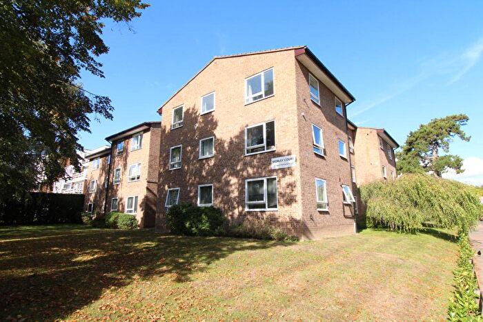 2 Bedroom Flat For Sale In Westmoreland Road, Bromley, BR2