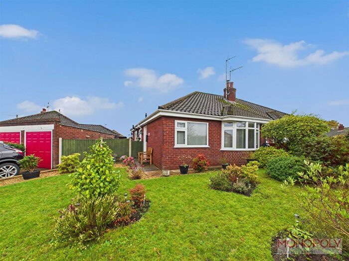 2 Bedroom Semi-Detached Bungalow For Sale In Sandringham Road, Wrexham, LL11