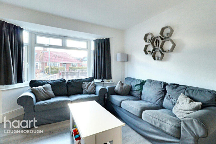 3 Bedroom Semi-Detached House For Sale In The Croft, Kegworth, DE74