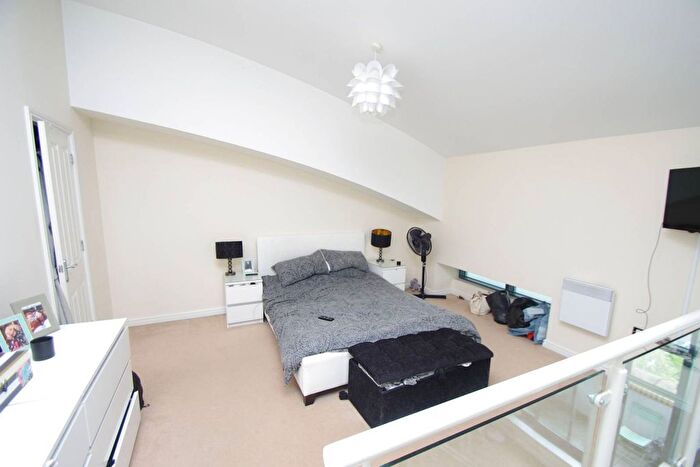 1 Bedroom Flat To Rent In Queensgate, Lord Street, Watford, WD17