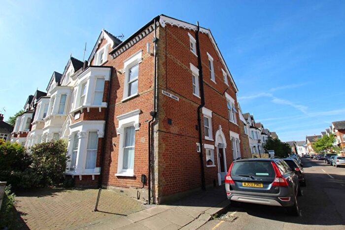 Studio To Rent In Onslow Road, Richmond, TW10