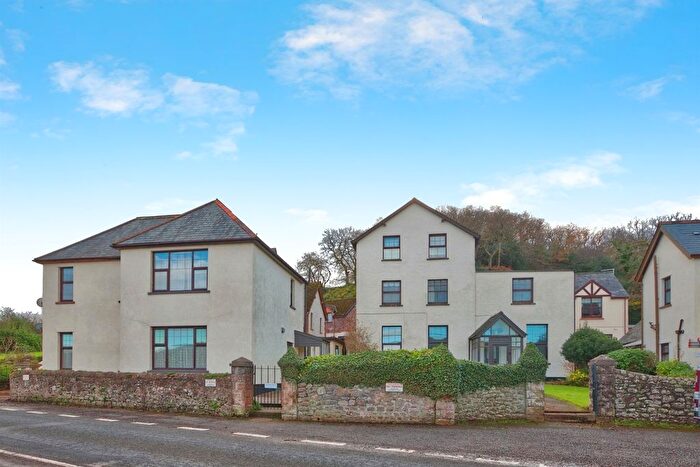 1 Bedroom Flat For Sale In Hopcott Road, Minehead, TA24
