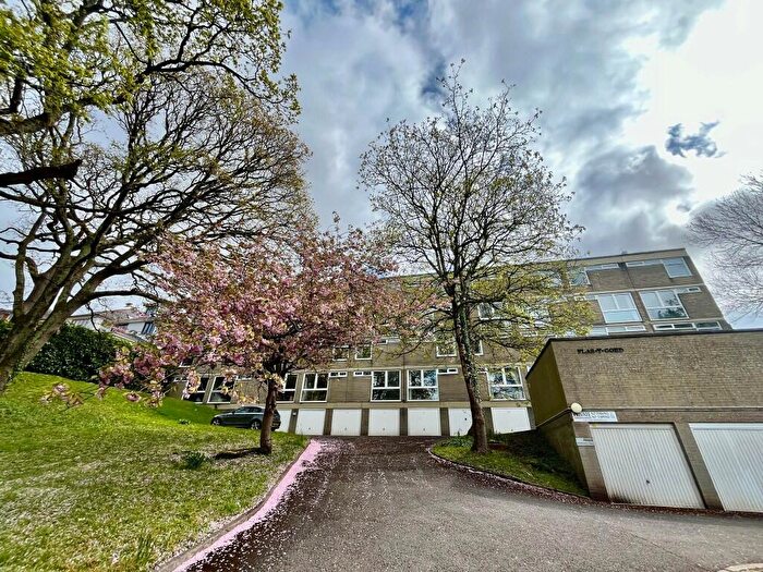 2 Bedroom Maisonette To Rent In Plas-y-coed, Lake Road East, Cardiff., CF23