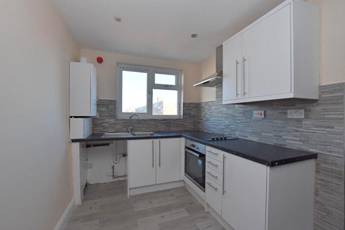 1 Bedroom Flat To Rent In Hartshill Road, Stoke-on-Trent, ST4