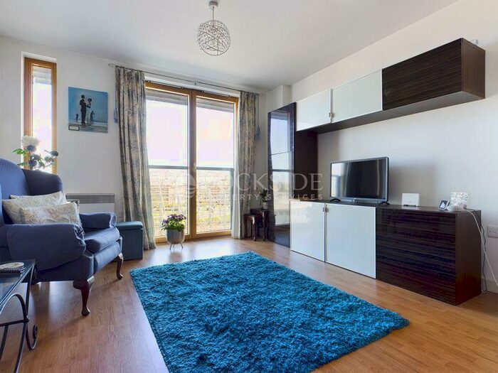 1 Bedroom Apartment To Rent In Dock Head Road, Chatham, ME4