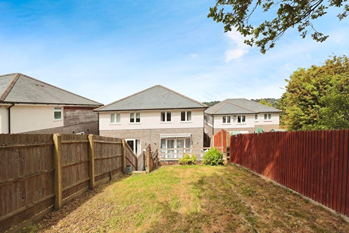 3 Bedroom Semi-detached House For Sale In Carrington Road, High Wycombe, HP12