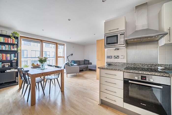 2 Bedroom Flat For Sale In Decima Street, London, SE1