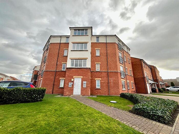 2 Bedroom Apartment To Rent In Redgrave Close, Felling, Gateshead, NE8