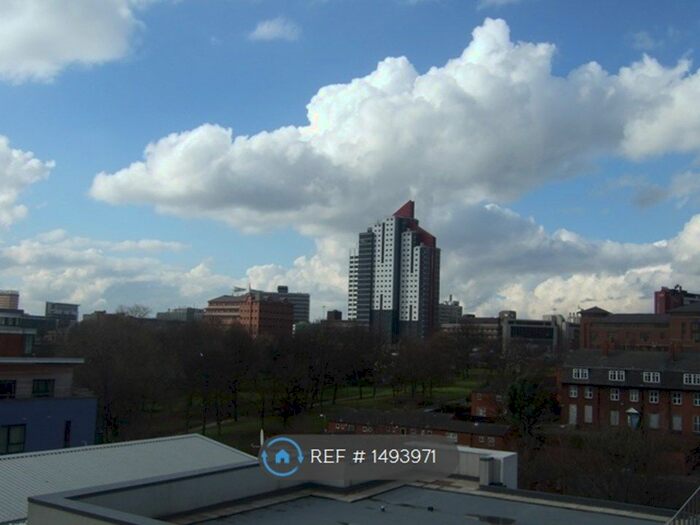 2 Bedroom Flat To Rent In Skinner Lane, Leeds, LS7