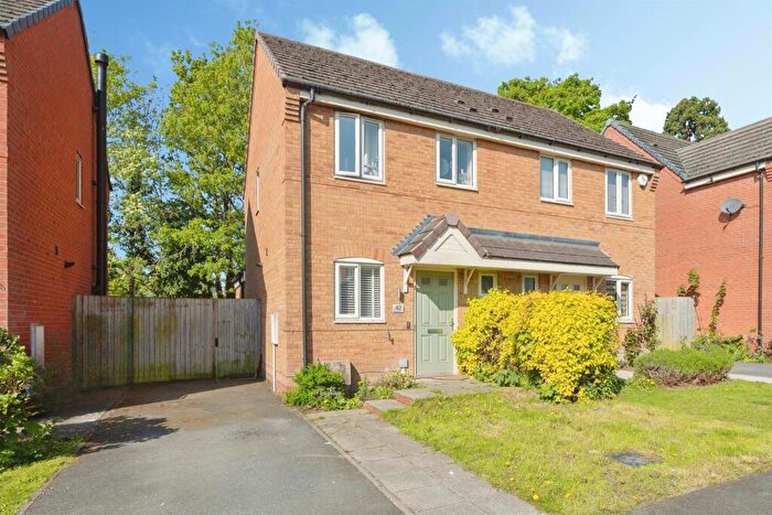 2 Bedroom Semi-Detached House For Sale In Convent Drive, Stoke Golding, Nuneaton, CV13