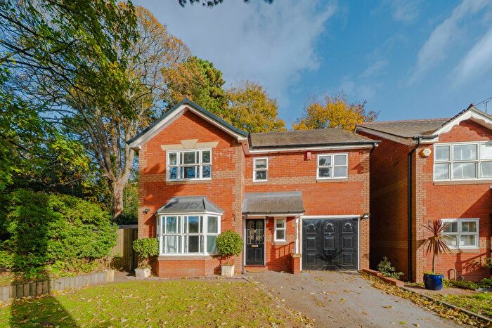4 Bedroom Detached House For Sale In Parkfield Close, Edgbaston, B15